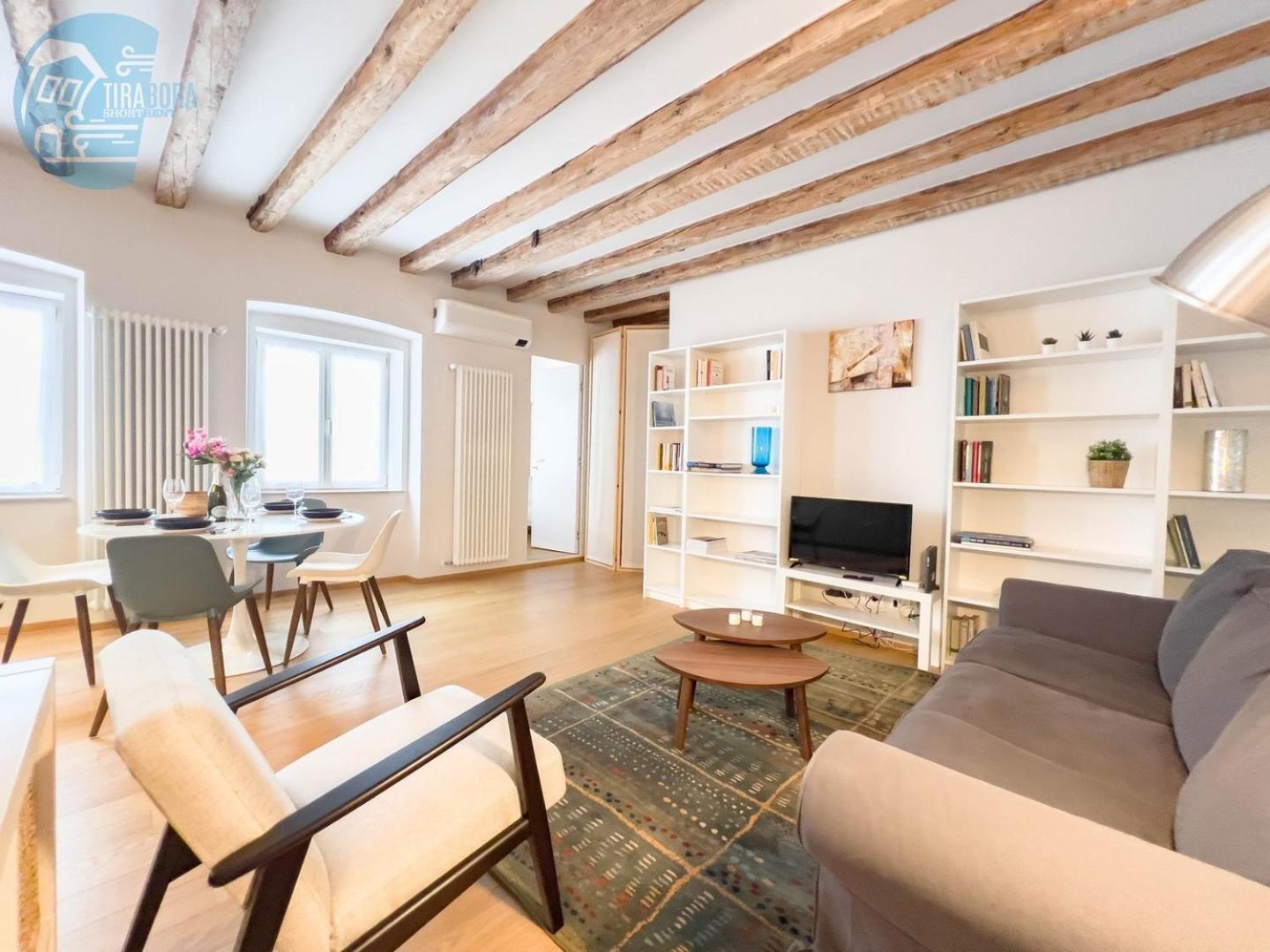 트리에스테 Mazzini 9 Tirabora Short Rent 아파트 외부 사진