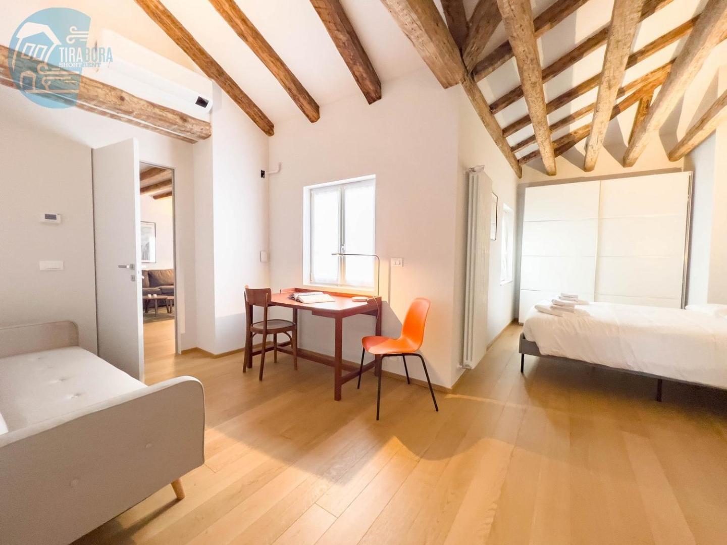 트리에스테 Mazzini 9 Tirabora Short Rent 아파트 외부 사진
