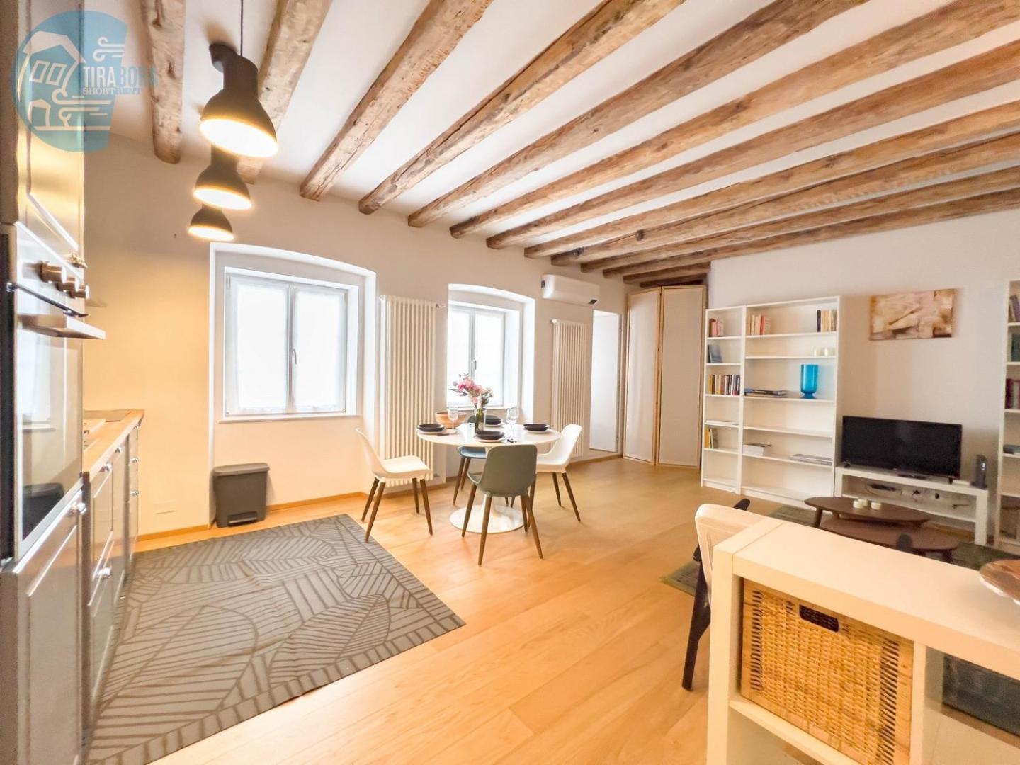 트리에스테 Mazzini 9 Tirabora Short Rent 아파트 외부 사진